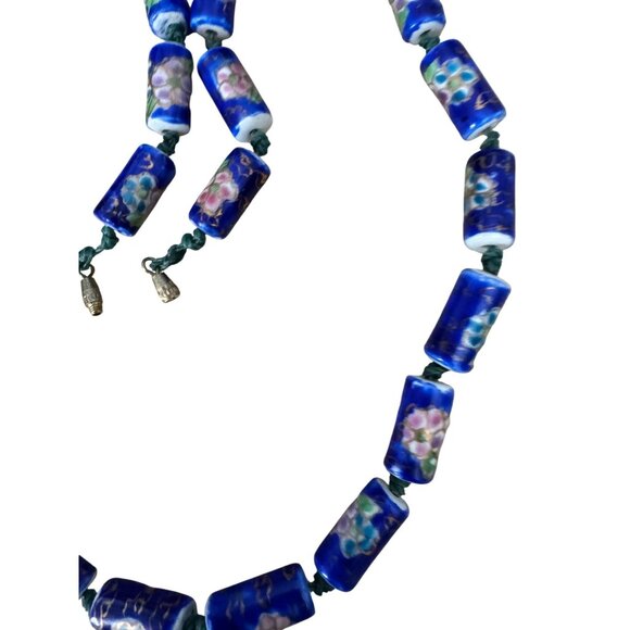 Vintage Chinese Cloisonne Blue Floral Glass Bead Necklace With Barrel Clasp 22" - Picture 6 of 6